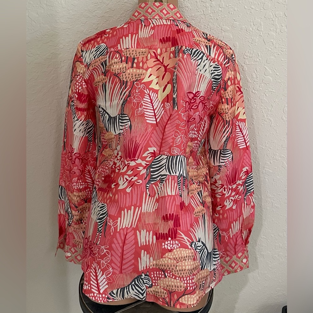 J. McLaughlin Coral Pink Printed Button-Up Blouse LAST FEW HOURS! - Picture 4 of 7